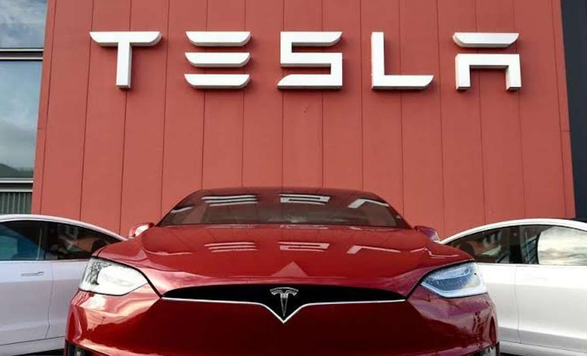 Tesla 1