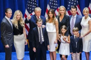 donald trump s family including l r eric trump lara trump donald trump barron trump melania trump vanessa haydon trump